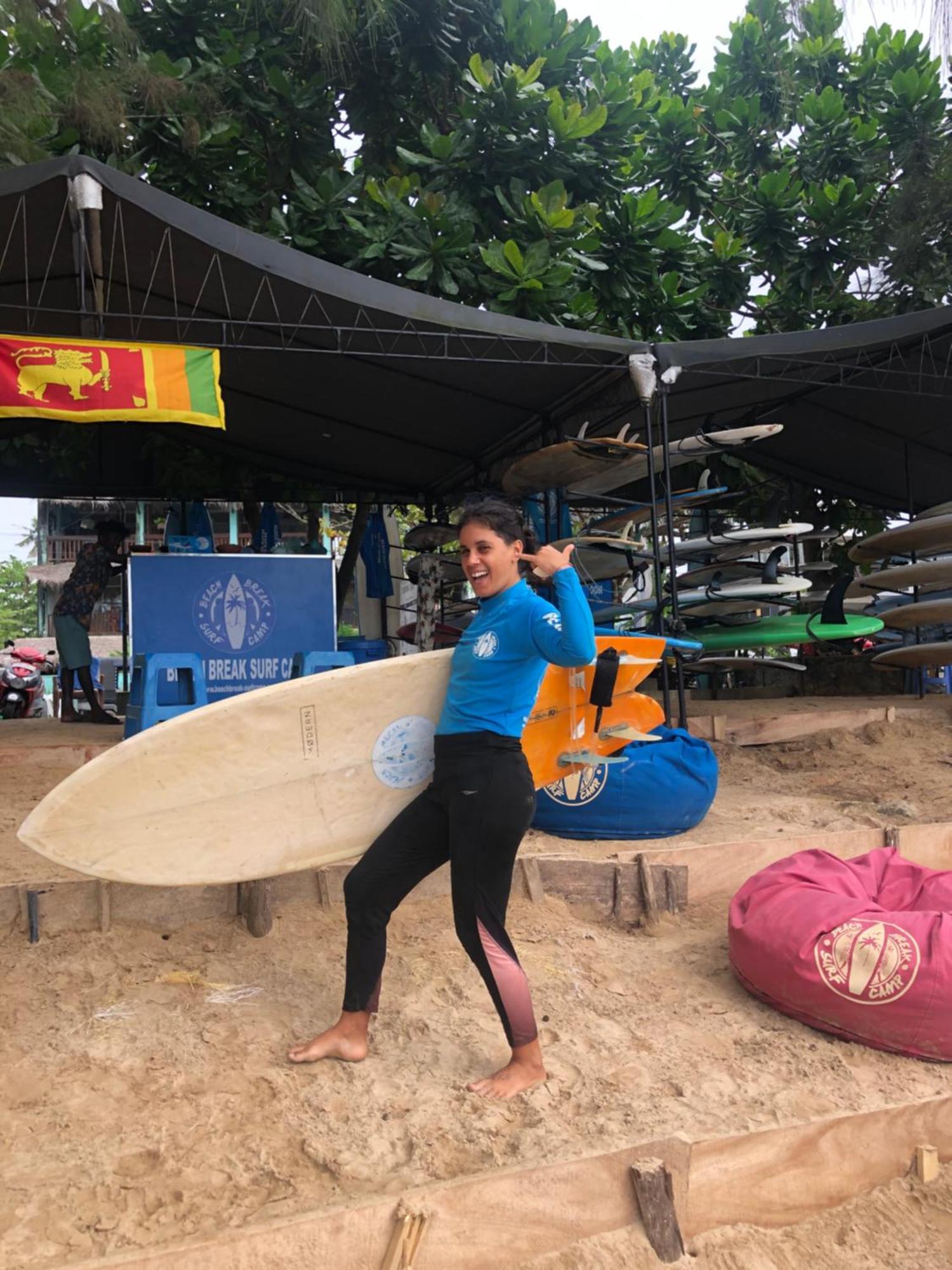 Beach Break Surf Hostel Велигама Экстерьер фото